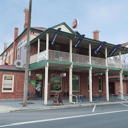 Riverina Hotel โฮลบรูค ภายนอก รูปภาพ