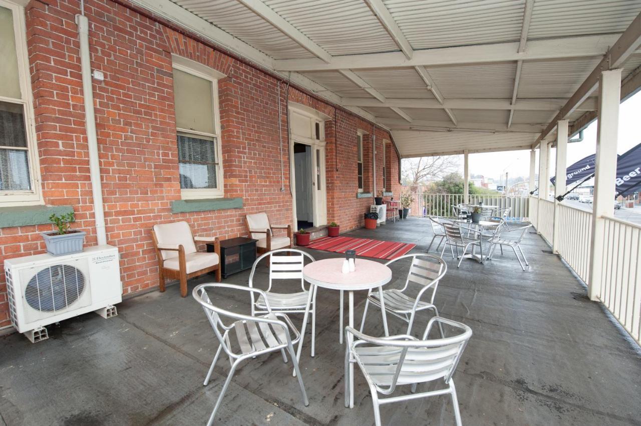 Riverina Hotel โฮลบรูค ภายนอก รูปภาพ